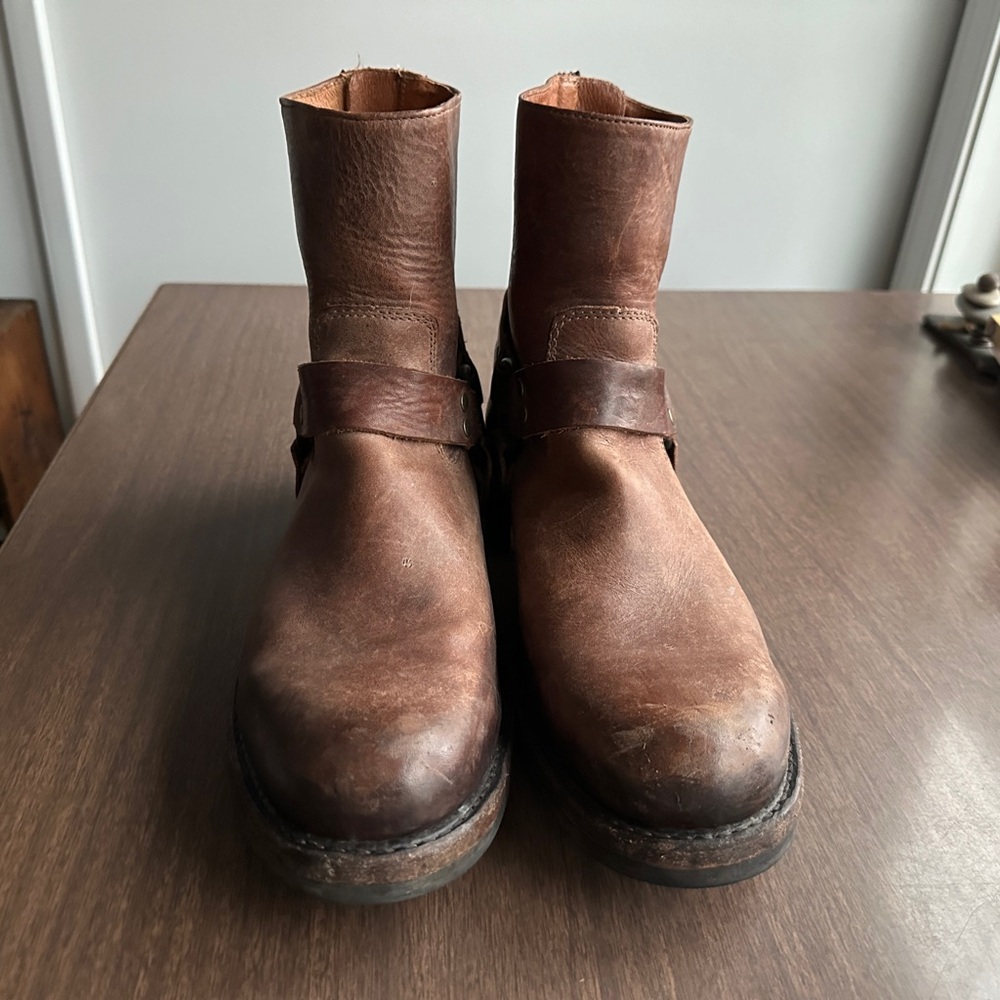 Men’s Frye John Addison Back Zip Boots, Size 11.5